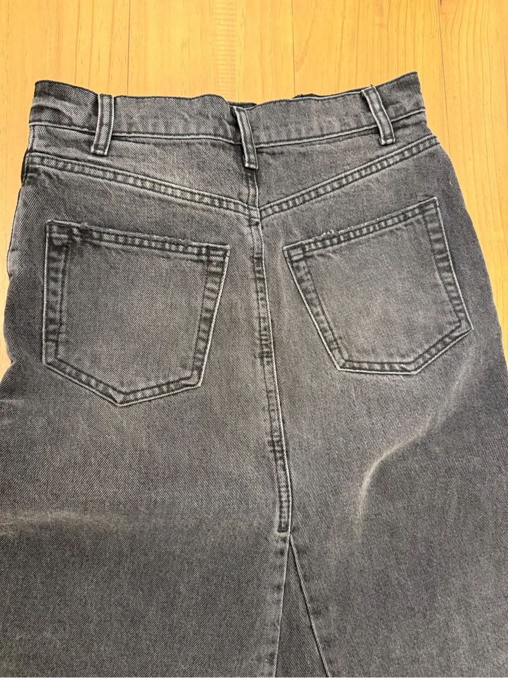 Reformation Tazz Maxi Denim Long Skirt Size 23 Black Wash Front Slit Taw Hem - Picture 14 of 15
